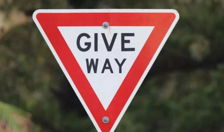 Give way sign 